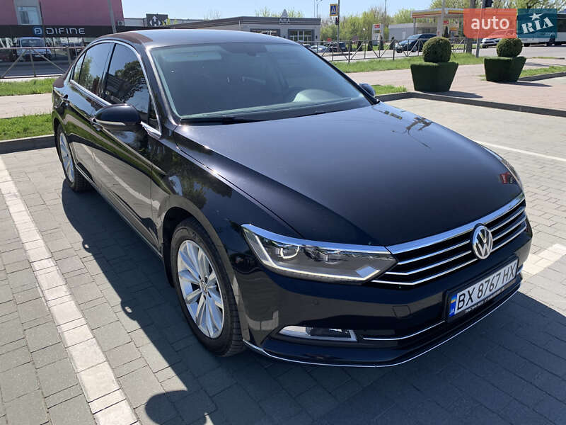 Седан Volkswagen Passat 2017 в Хмельницькому