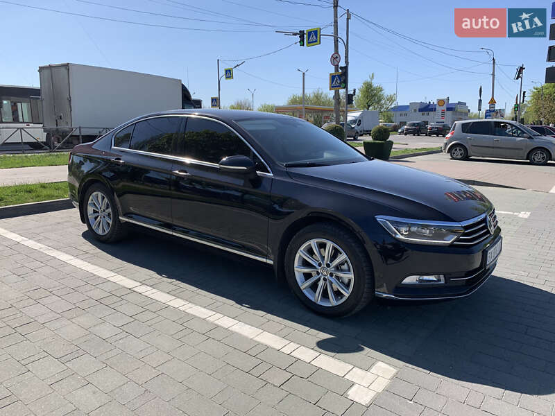 Седан Volkswagen Passat 2017 в Хмельницькому