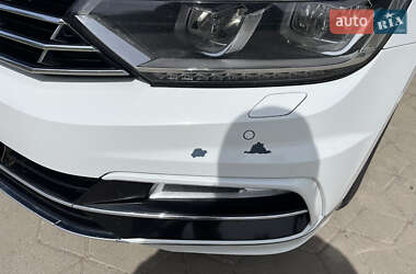 Универсал Volkswagen Passat 2017 в 