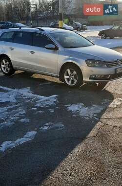 Универсал Volkswagen Passat 2011 в 