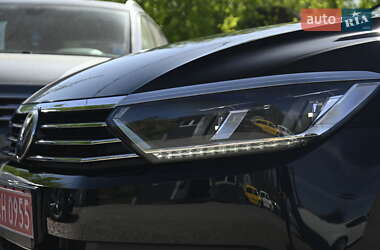 Седан Volkswagen Passat 2017 в 