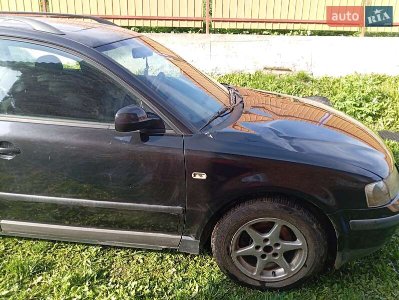 Універсал Volkswagen Passat 1997 в Теребовлі