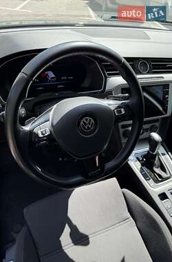 Універсал Volkswagen Passat 2017 в 