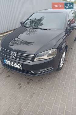 Седан Volkswagen Passat 2012 в 