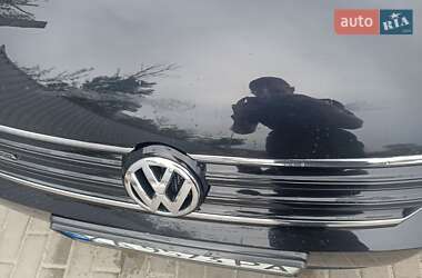 Седан Volkswagen Passat 2012 в 