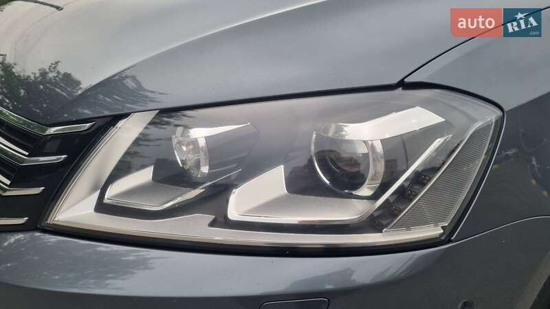 Універсал Volkswagen Passat 2011 в Києві