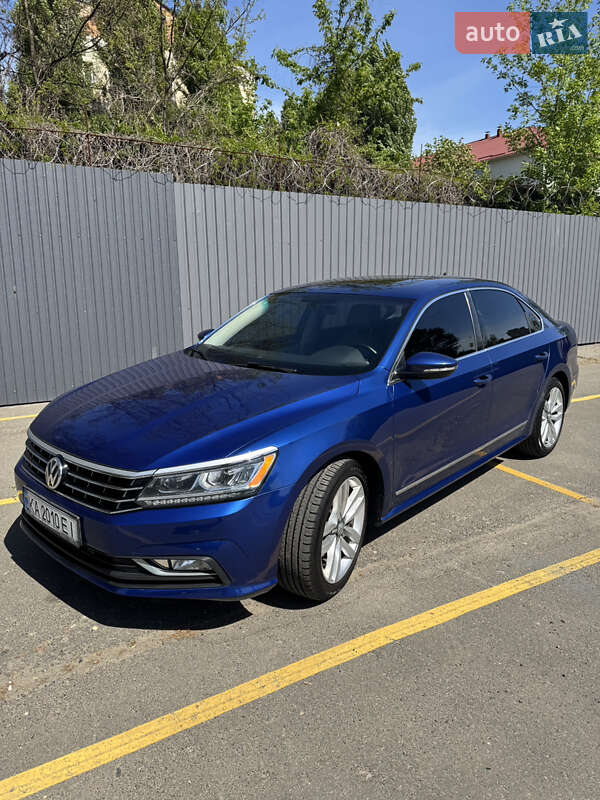 Седан Volkswagen Passat 2016 в 