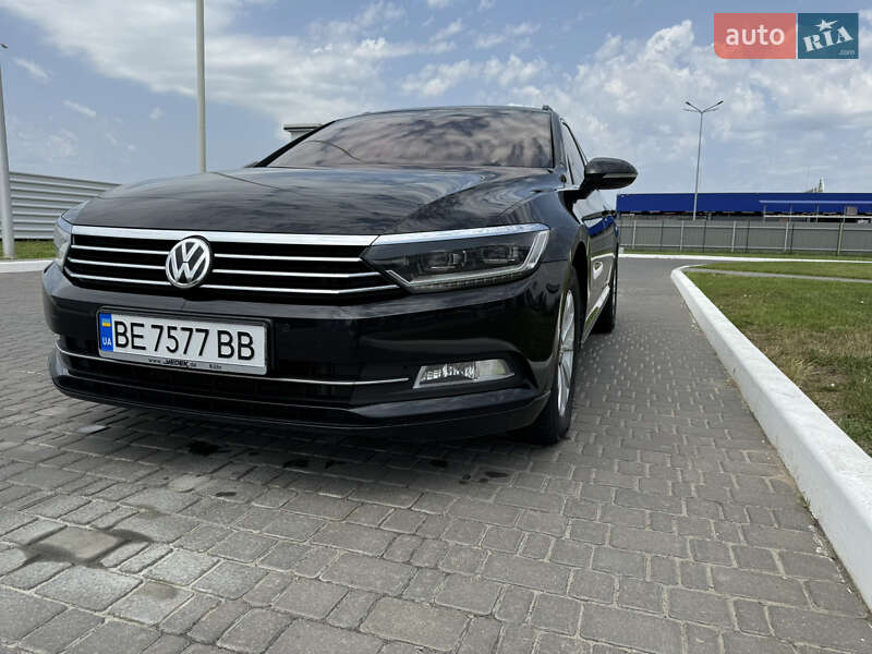 Універсал Volkswagen Passat 2015 в Миколаєві