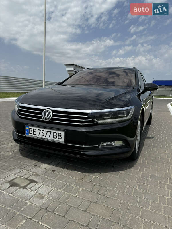 Універсал Volkswagen Passat 2015 в Миколаєві
