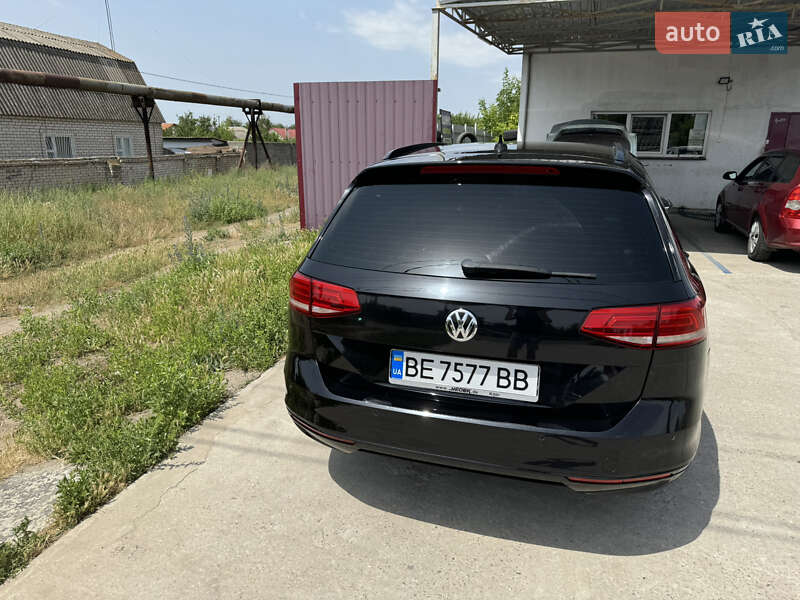 Універсал Volkswagen Passat 2015 в Миколаєві