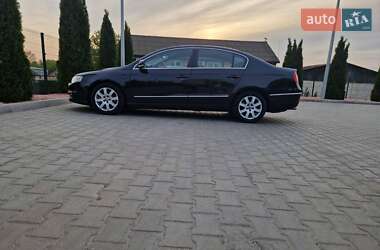 Седан Volkswagen Passat 2009 в 