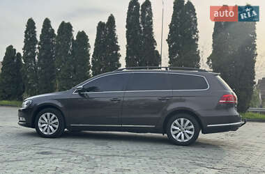 Універсал Volkswagen Passat 2012 в 