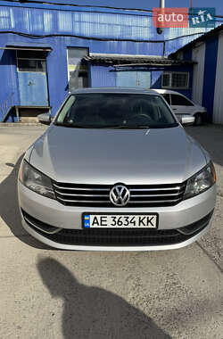 Седан Volkswagen Passat 2013 в 