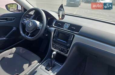 Седан Volkswagen Passat 2016 в 