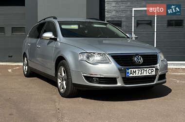 Универсал Volkswagen Passat 2009 в Киеве
