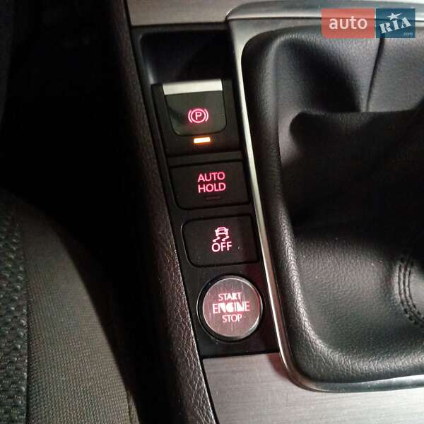 Универсал Volkswagen Passat 2012 в Коцюбинском