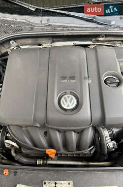 Седан Volkswagen Passat 2011 в 
