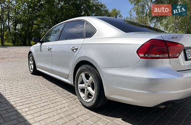 Седан Volkswagen Passat 2014 в 