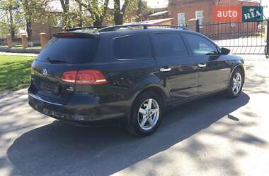 Универсал Volkswagen Passat 2013 в Краснограде
