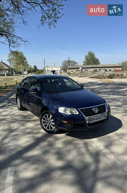 Седан Volkswagen Passat 2009 в Белгороде-Днестровском