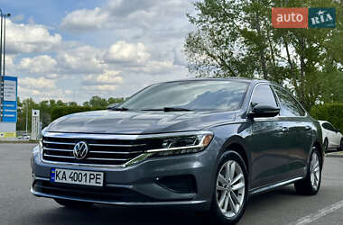 Седан Volkswagen Passat 2020 в Киеве