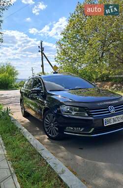 Универсал Volkswagen Passat 2011 в Вознесенске