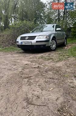 Седан Volkswagen Passat 2001 в 