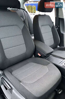 Седан Volkswagen Passat 2013 в 