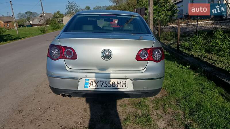 Седан Volkswagen Passat 2006 в Буске