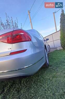 Седан Volkswagen Passat 2015 в 