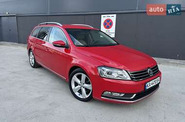 Універсал Volkswagen Passat 2011 в 