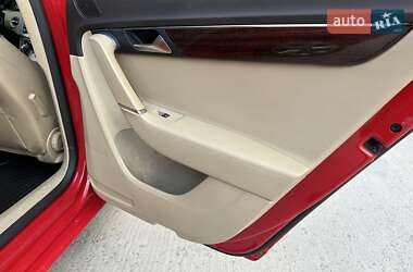 Універсал Volkswagen Passat 2011 в 
