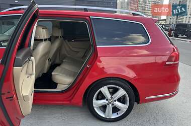 Універсал Volkswagen Passat 2011 в 
