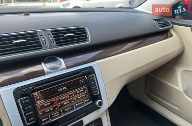 Універсал Volkswagen Passat 2011 в 