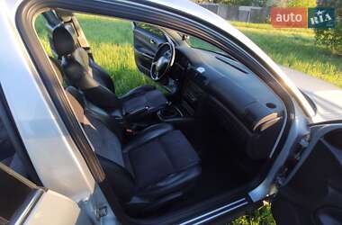 Седан Volkswagen Passat 2004 в 
