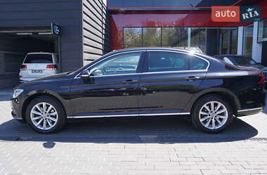 Седан Volkswagen Passat 2019 в 