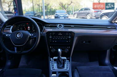 Седан Volkswagen Passat 2019 в 