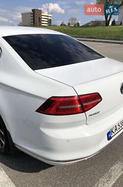 Седан Volkswagen Passat 2016 в 