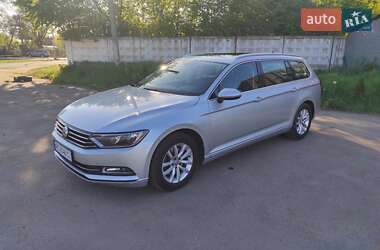 Универсал Volkswagen Passat 2015 в 