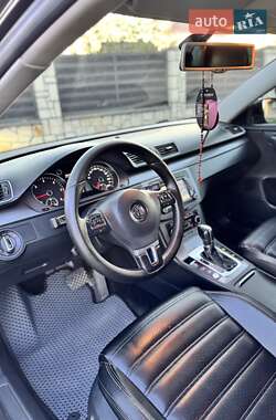 Седан Volkswagen Passat 2011 в 