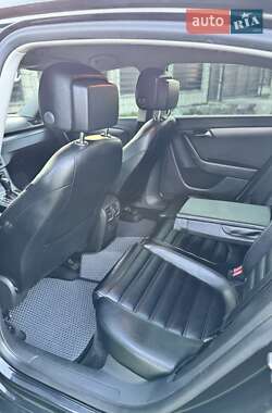 Седан Volkswagen Passat 2011 в 