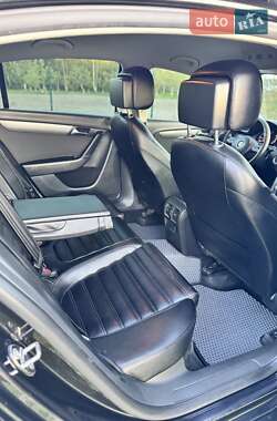 Седан Volkswagen Passat 2011 в 