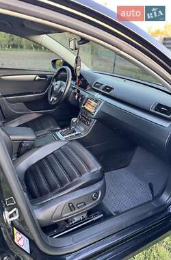 Седан Volkswagen Passat 2011 в 