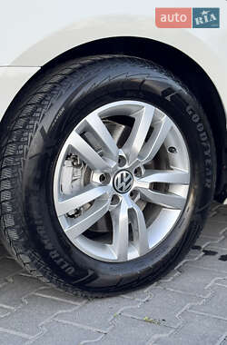 Седан Volkswagen Passat 2014 в 