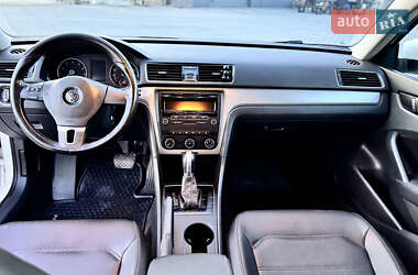 Седан Volkswagen Passat 2014 в 