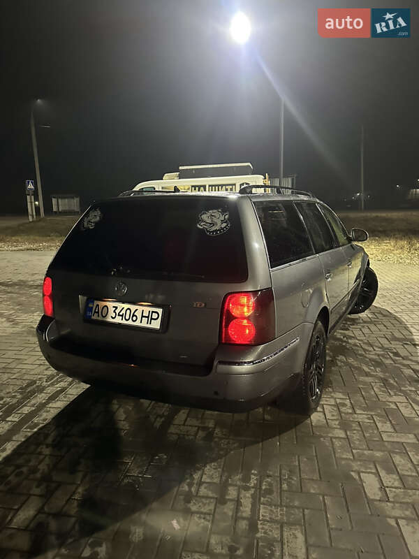 Универсал Volkswagen Passat 2005 в Тячеве