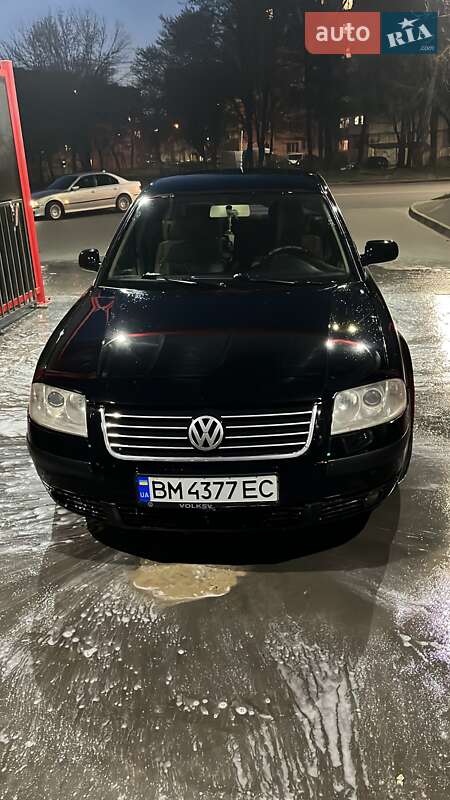 Седан Volkswagen Passat 2001 в Глухове