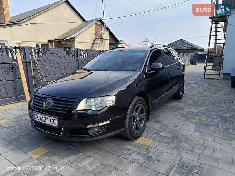 Универсал Volkswagen Passat 2010 в 