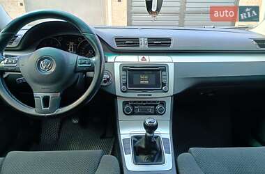 Универсал Volkswagen Passat 2010 в 