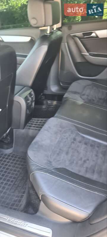 Седан Volkswagen Passat 2014 в Кременчуці